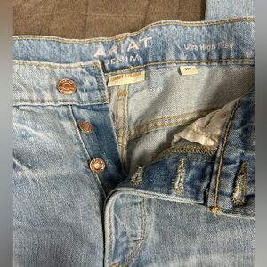 Ariat high rise tomboy straight jeans